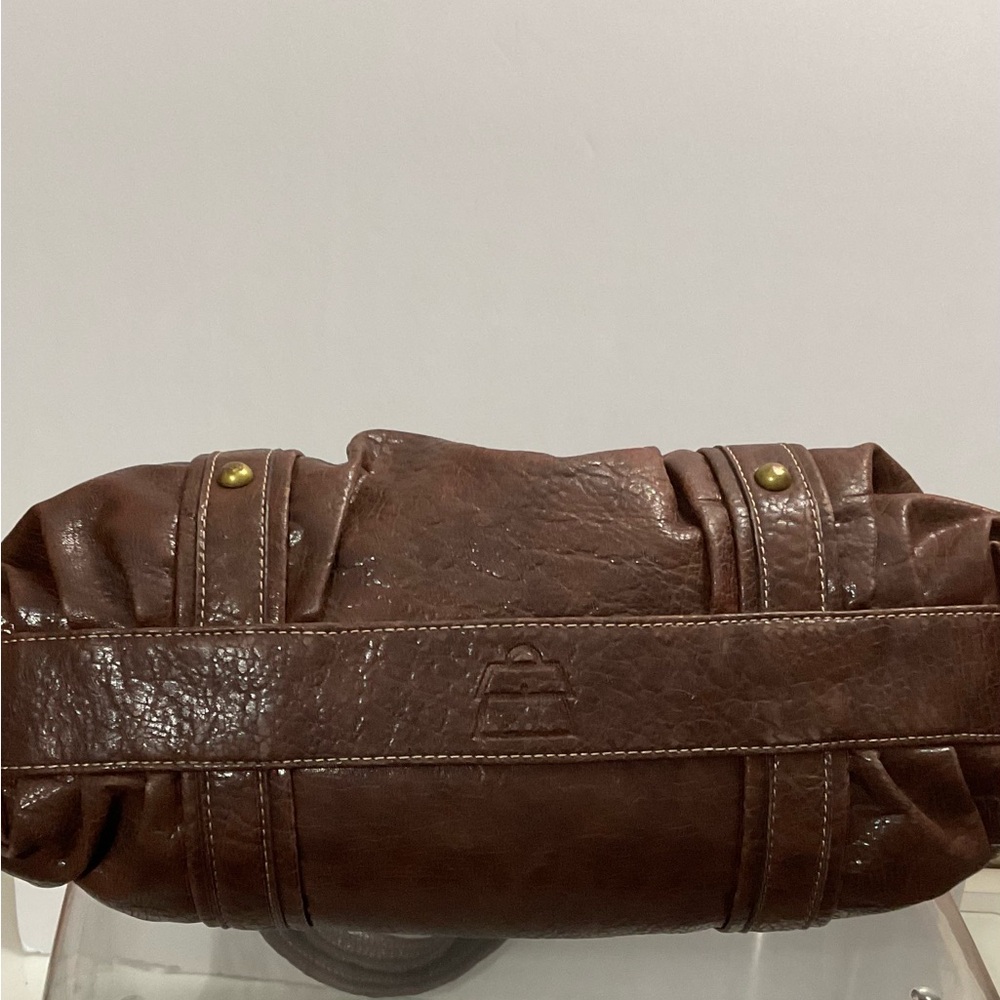 Kathy Van Zeeland Chocolate Shoulder Bag with Brass Details - Picture 8 of 11